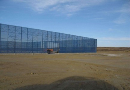 料場擋風墻.jpg 料場擋風墻.jpg