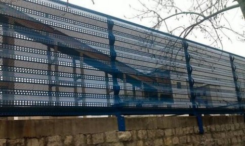 擋風(fēng)墻.jpg 擋風(fēng)墻.jpg