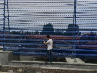 防風抑塵網.jpg 防風抑塵網.jpg