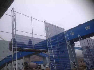 防風抑塵網施工.jpg 防風抑塵網施工.jpg