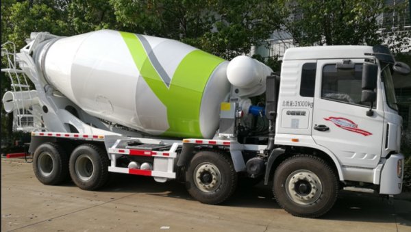 選購混凝土攪拌運輸車七大要素